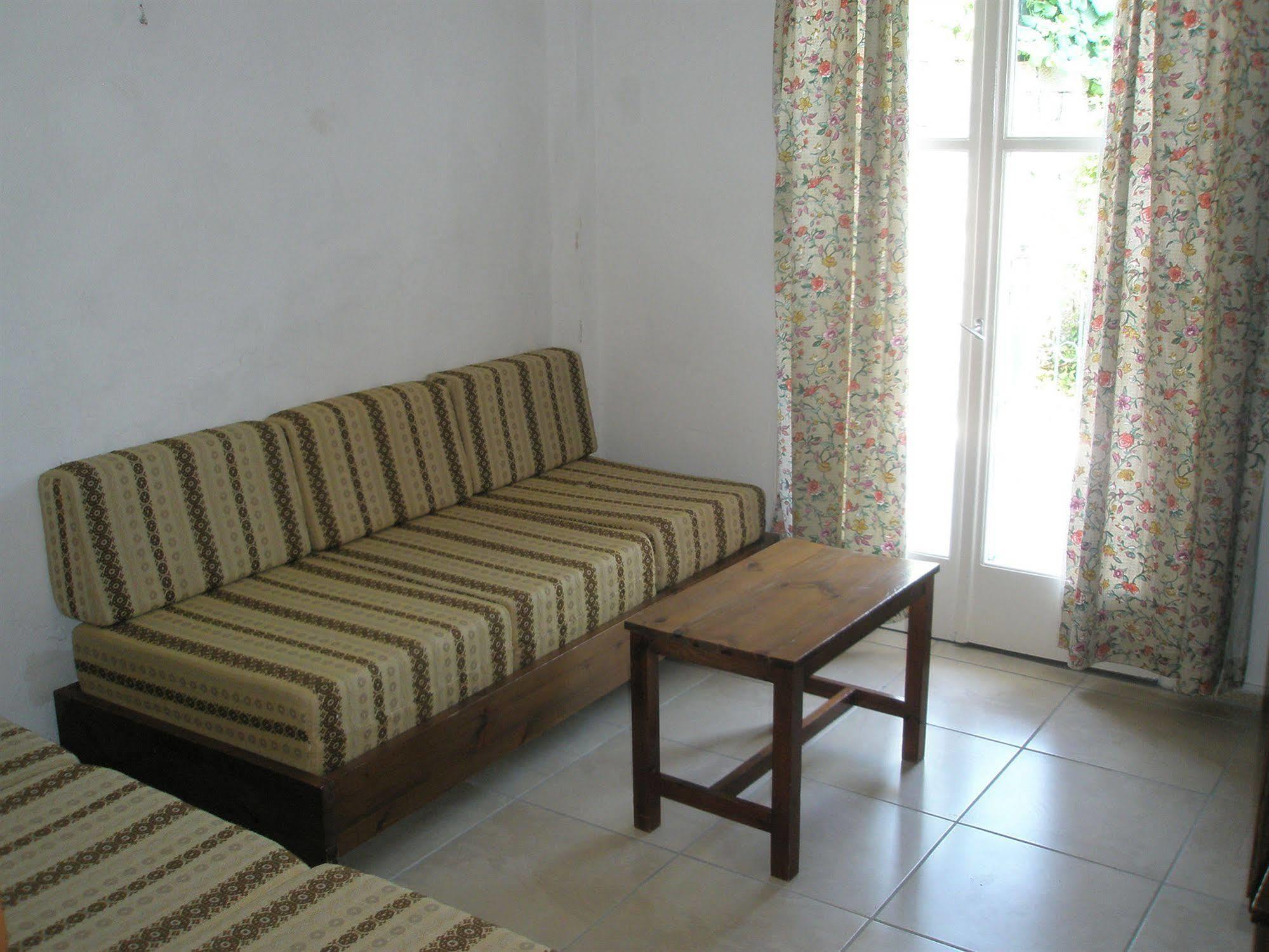 Faliraki Apartments Benitses  Ngoại thất bức ảnh