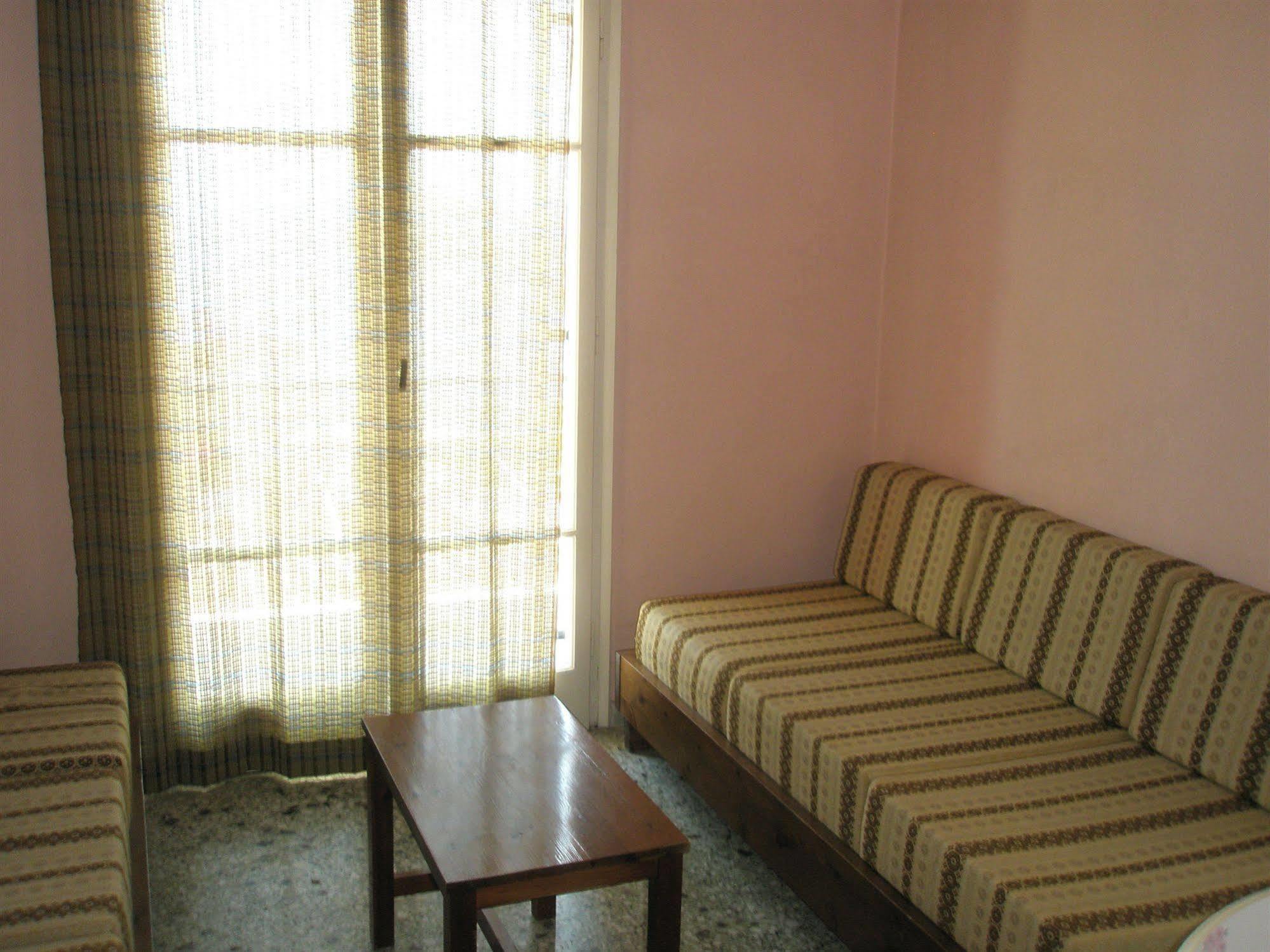 Faliraki Apartments Benitses  Ngoại thất bức ảnh